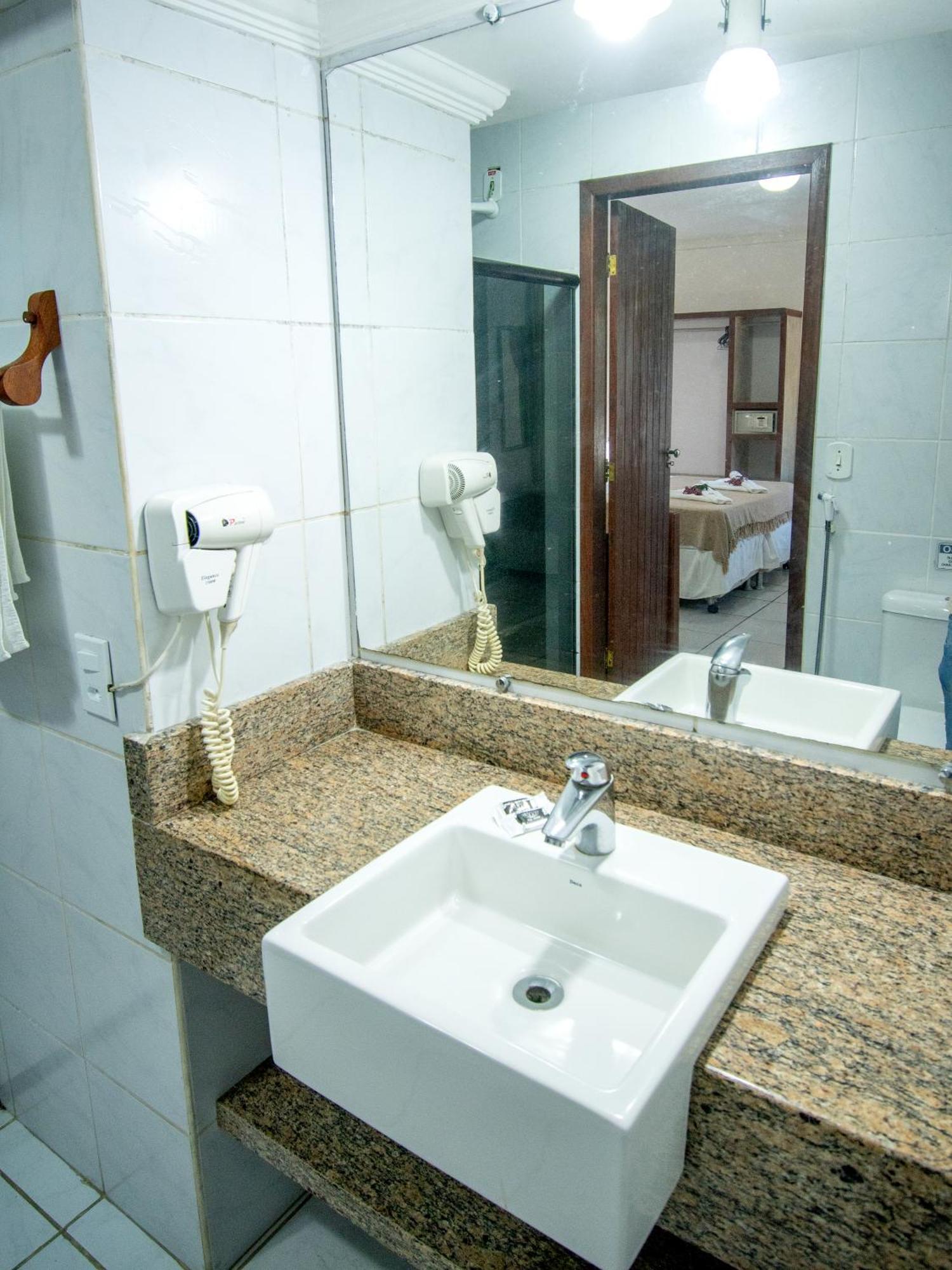 Hotel Arraial Candeia 4*